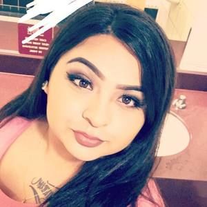 Meet your Posher, Nessa